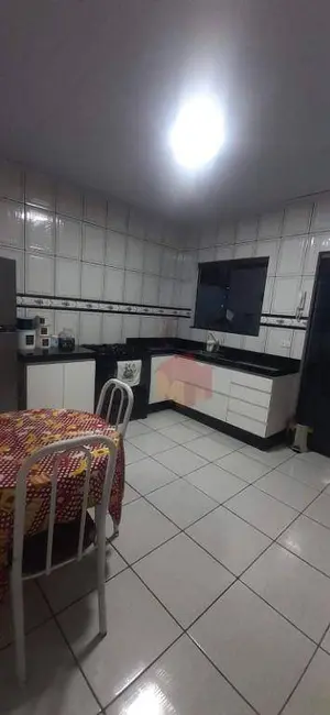 Foto 5 de Casa com 3 quartos à venda, 157m2 em Vila Mathiesen, Americana - SP