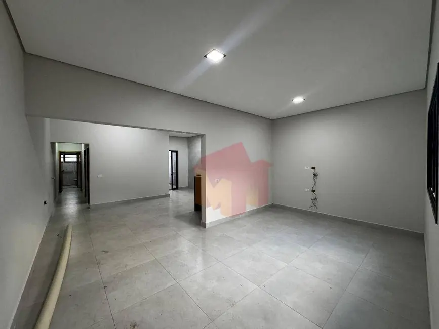 Foto 3 de Casa com 2 quartos à venda, 150m2 em Jardim Mirandola, Americana - SP