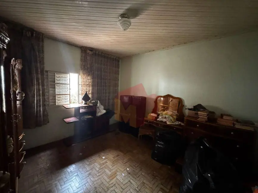 Foto 5 de Casa com 3 quartos à venda, 400m2 em Vila Jones, Americana - SP