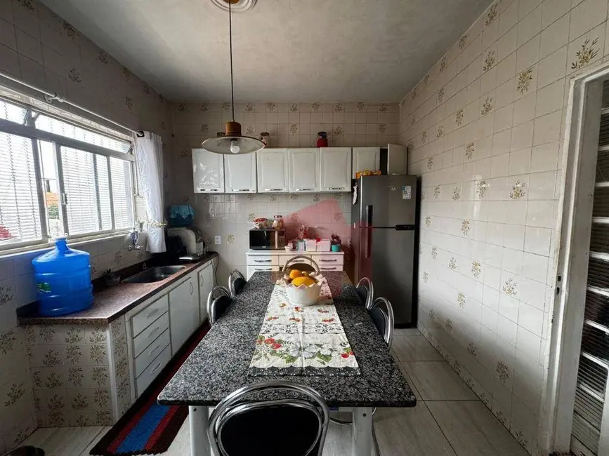 Foto 8 de Casa com 3 quartos à venda, 325m2 em Santa Cruz, Americana - SP