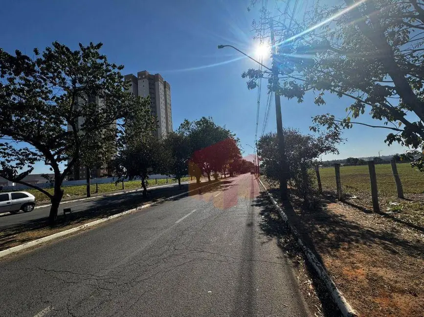 Foto 4 de Terreno / Lote à venda, 5000m2 em Parque dos Pinheiros, Nova Odessa - SP