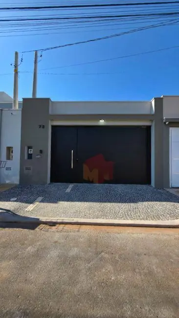 Casa com 3 quartos à venda, 150m2 em Parque Universitário, Americana - SP - imagem 2 Foto 2 de Casa com 3 quartos à venda, 150m2 em Parque Universitário, Americana - SP