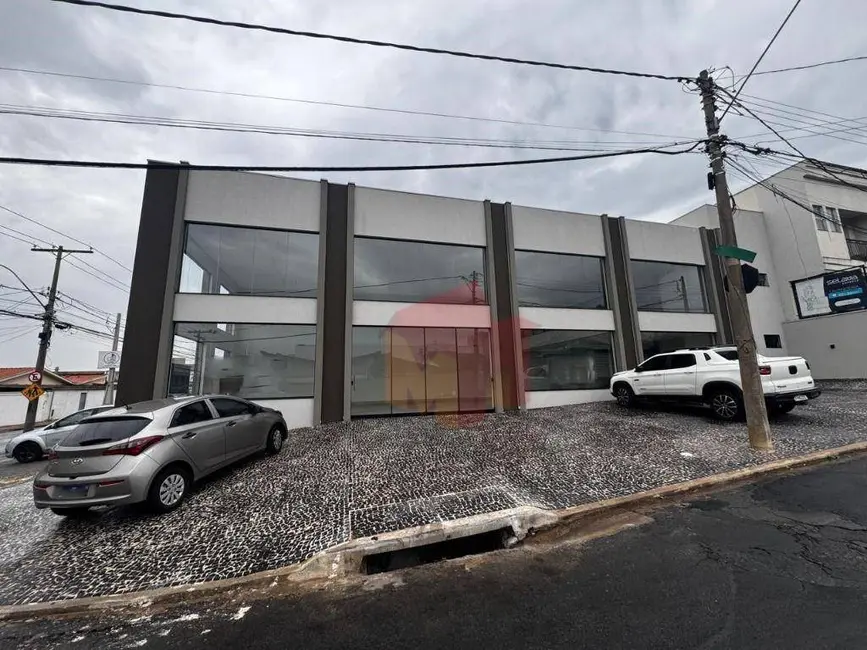 Sala Comercial à venda e para alugar, 400m2 em Santa Cruz, Americana - SP - imagem 1 Foto 1 de Sala Comercial à venda e para alugar, 400m2 em Santa Cruz, Americana - SP