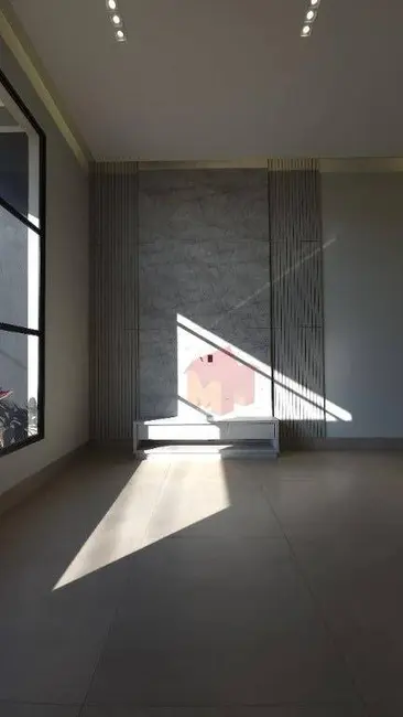 Foto 2 de Casa de Condomínio com 3 quartos à venda, 450m2 em Chácara Letônia, Americana - SP