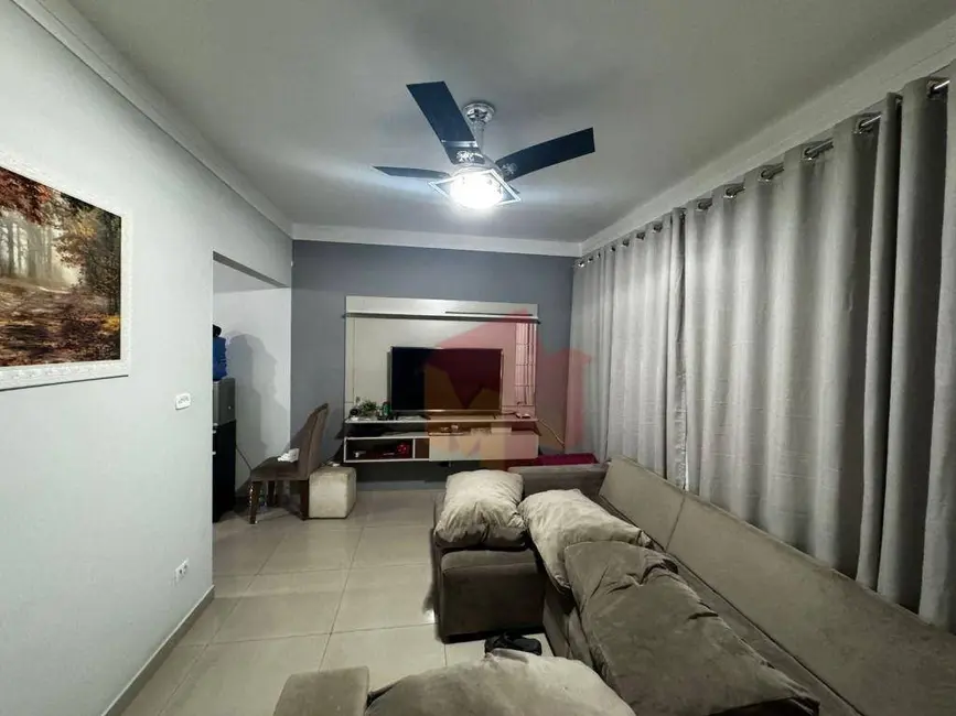 Foto 3 de Casa com 2 quartos à venda, 150m2 em Parque Residencial Jaguari, Americana - SP