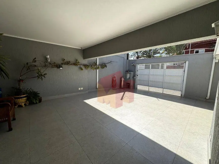 Casa com 3 quartos à venda e para alugar, 468m2 em Chácara Machadinho II, Americana - SP - imagem 6 Foto 6 de Casa com 3 quartos à venda e para alugar, 468m2 em Chácara Machadinho II, Americana - SP