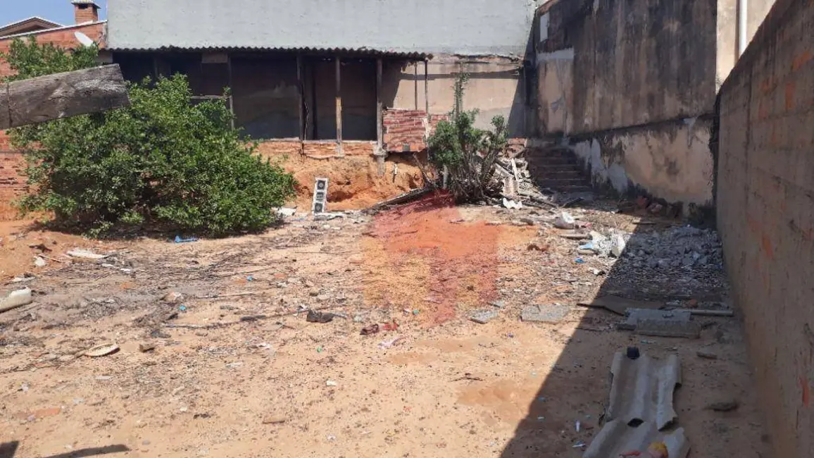 Foto 1 de Terreno / Lote à venda, 237m2 em Parque Gramado, Americana - SP