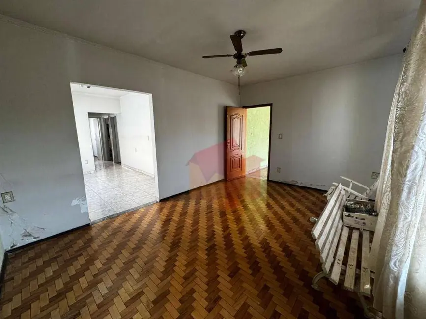 Casa com 3 quartos à venda, 300m2 em Parque Novo Mundo, Americana - SP - imagem 9 Foto 9 de Casa com 3 quartos à venda, 300m2 em Parque Novo Mundo, Americana - SP
