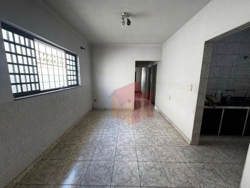 Casa com 3 quartos à venda, 300m2 em Parque Novo Mundo, Americana - SP - imagem 5 Foto 5 de Casa com 3 quartos à venda, 300m2 em Parque Novo Mundo, Americana - SP