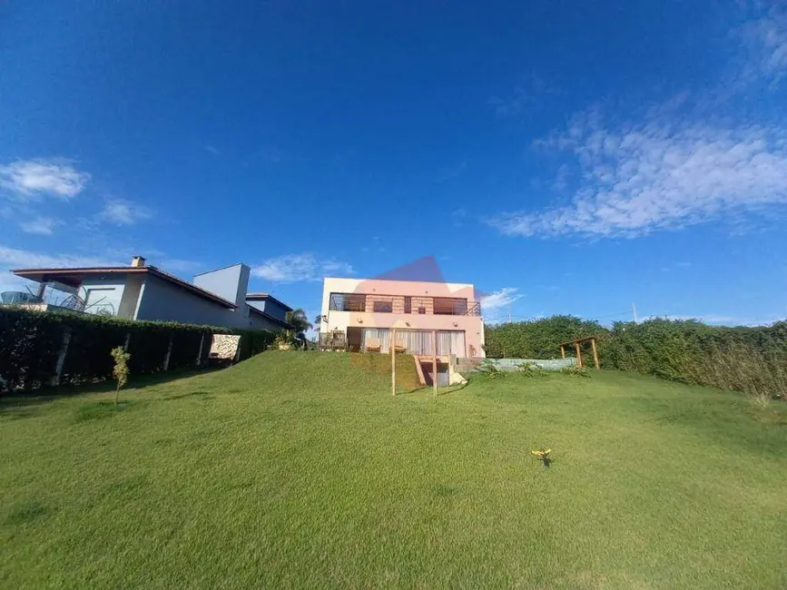 Foto 5 de Sítio / Rancho com 4 quartos à venda, 1752m2 em Carmo Do Rio Claro - MG