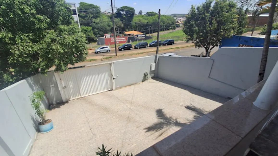 Foto 2 de Casa com 3 quartos à venda, 350m2 em Vila Cordenonsi, Americana - SP