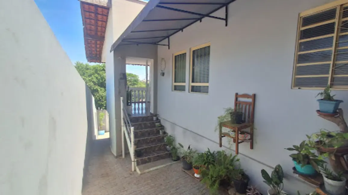 Foto 3 de Casa com 3 quartos à venda, 350m2 em Vila Cordenonsi, Americana - SP