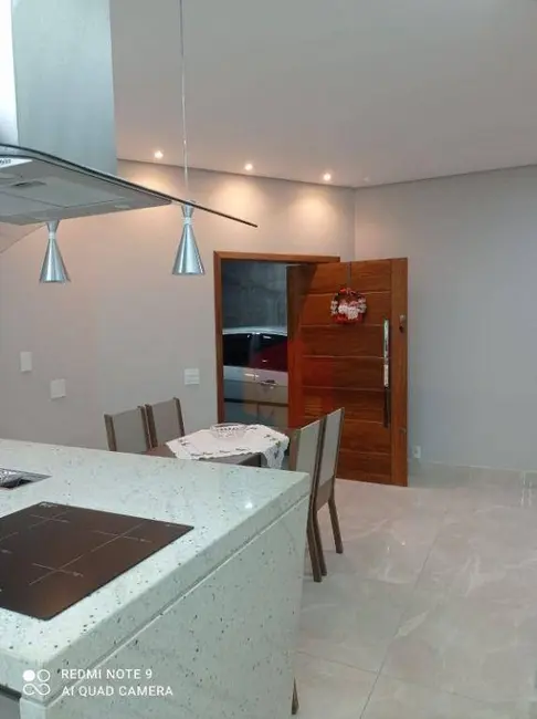 Foto 3 de Casa com 3 quartos à venda, 207m2 em Jardim Novo Paraíso, Americana - SP