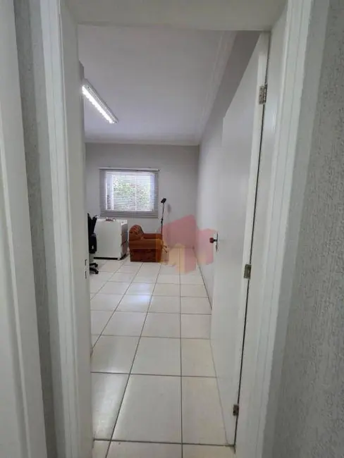 Casa com 3 quartos à venda, 300m2 em Paraíso, Americana - SP - imagem 8 Foto 8 de Casa com 3 quartos à venda, 300m2 em Paraíso, Americana - SP