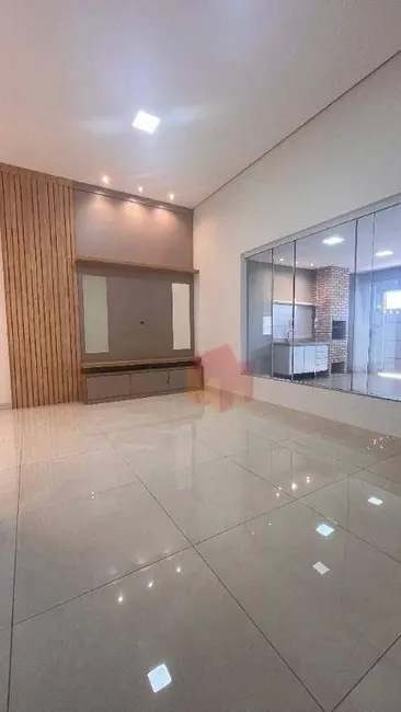 Foto 3 de Casa com 3 quartos à venda, 150m2 em Parque Universitário, Americana - SP