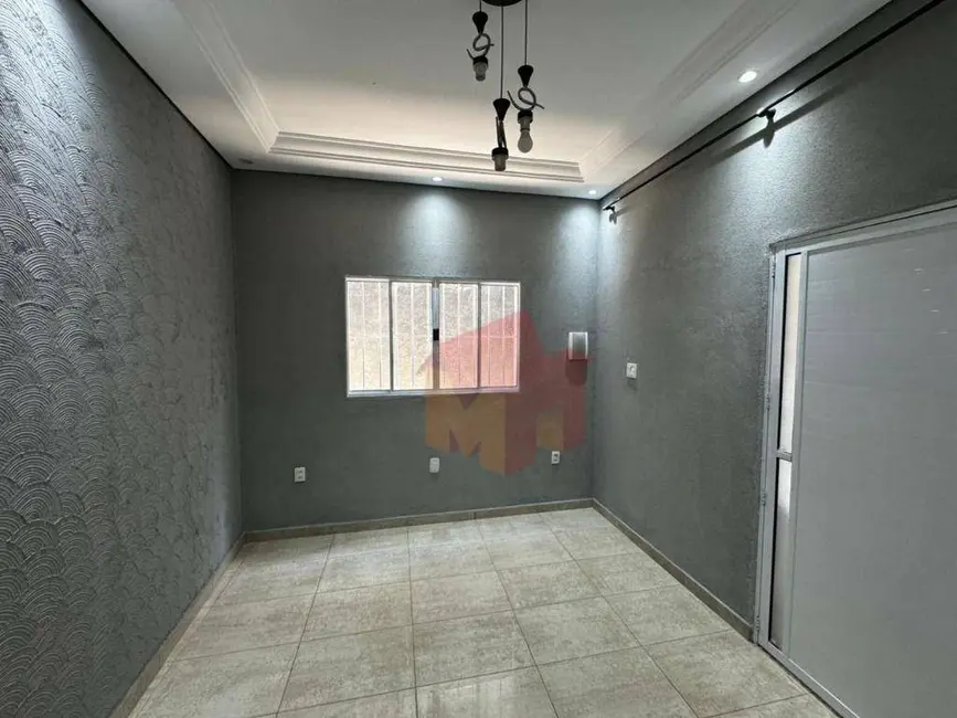 Foto 3 de Casa com 4 quartos à venda, 150m2 em Jardim Mirandola, Americana - SP