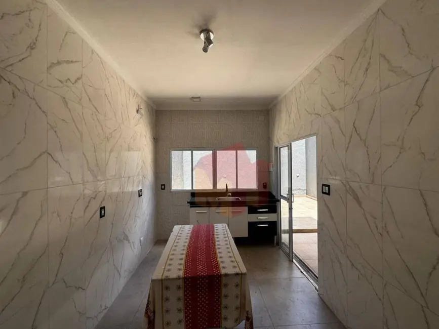 Foto 5 de Casa com 4 quartos à venda, 150m2 em Jardim Mirandola, Americana - SP