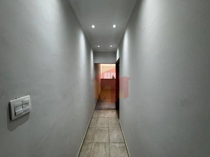 Foto 3 de Casa com 4 quartos à venda, 150m2 em Jardim Mirandola, Americana - SP
