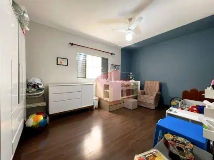 Foto 9 de Casa com 3 quartos à venda, 271m2 em Vila Mariana, Americana - SP