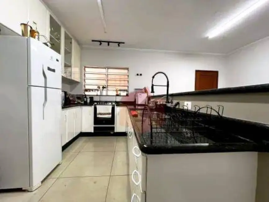 Foto 4 de Casa com 3 quartos à venda, 271m2 em Vila Mariana, Americana - SP