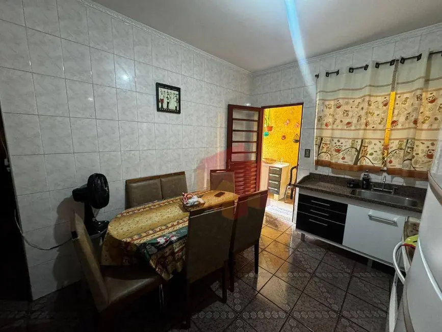 Foto 2 de Casa com 2 quartos à venda, 150m2 em Morada do Sol, Americana - SP