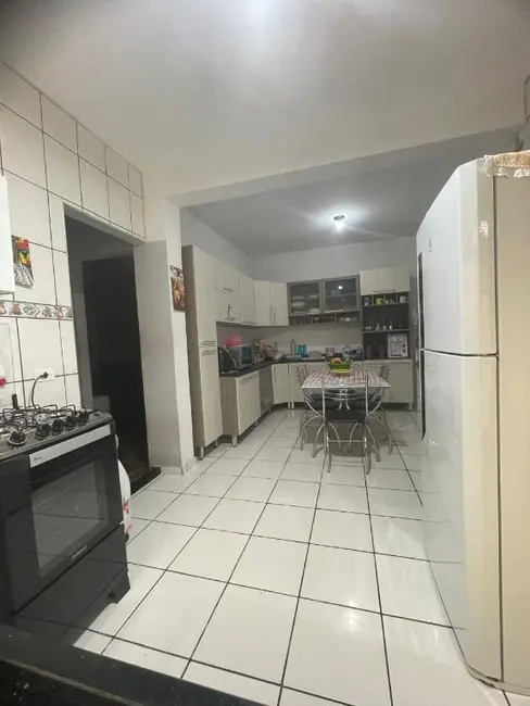 Foto 8 de Casa com 3 quartos à venda, 150m2 em Jardim Paz, Americana - SP