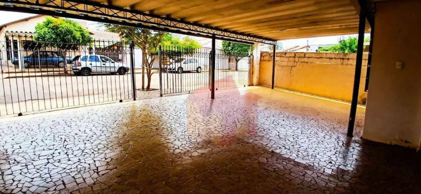 Foto 2 de Casa com 3 quartos à venda, 350m2 em Jardim Ipiranga, Americana - SP