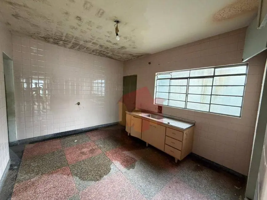Foto 7 de Casa com 3 quartos à venda, 350m2 em Jardim Girassol, Americana - SP
