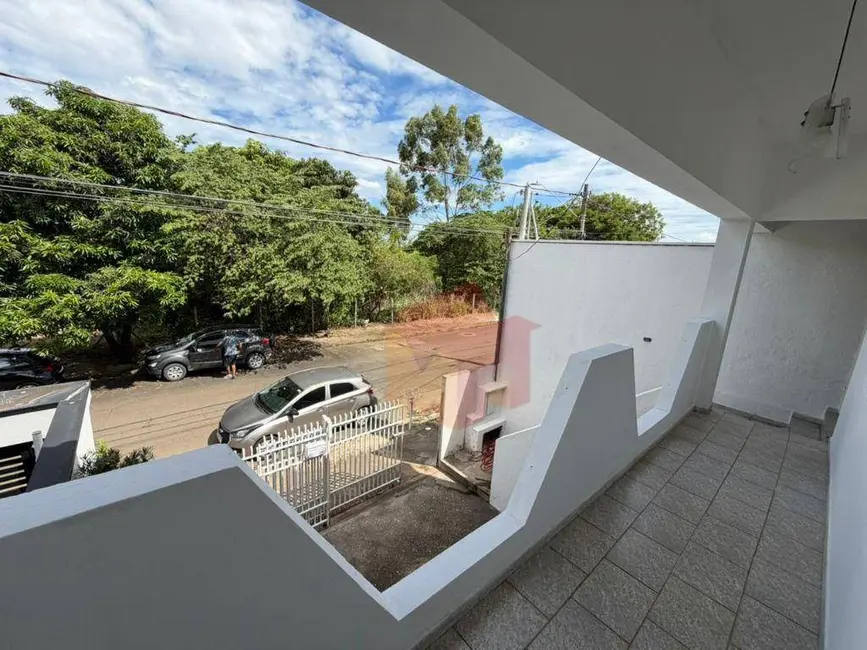 Sobrado com 3 quartos à venda, 210m2 em Parque Novo Mundo, Americana - SP - imagem 4 Foto 4 de Sobrado com 3 quartos à venda, 210m2 em Parque Novo Mundo, Americana - SP