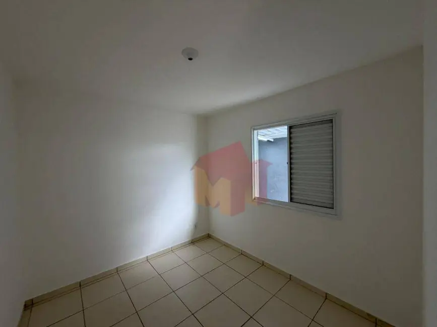 Foto 9 de Casa com 2 quartos para alugar, 150m2 em Jardim América, Americana - SP