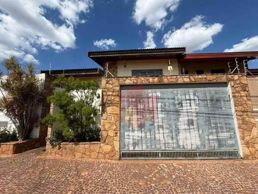 Foto 1 de Casa com 3 quartos à venda, 324m2 em Chácara Machadinho II, Americana - SP