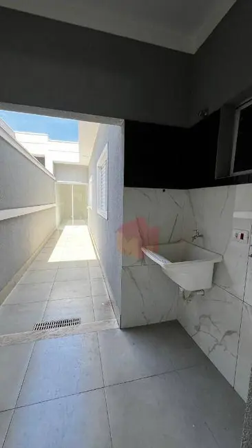 Casa com 3 quartos à venda, 150m2 em Parque Universitário, Americana - SP - imagem 5 Foto 5 de Casa com 3 quartos à venda, 150m2 em Parque Universitário, Americana - SP
