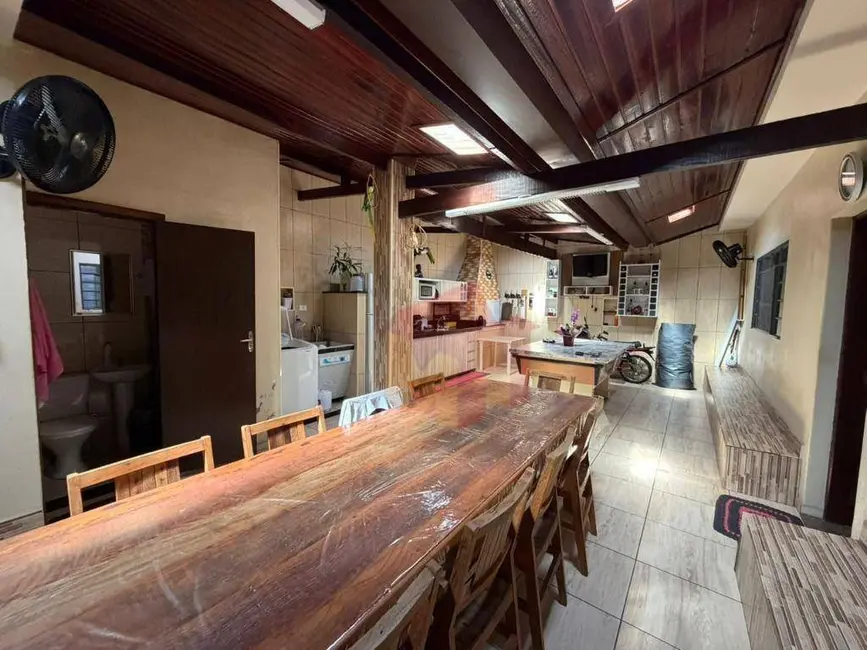 Casa com 3 quartos à venda e para alugar, 330m2 em Jardim Paulistano, Americana - SP - imagem 2 Foto 2 de Casa com 3 quartos à venda e para alugar, 330m2 em Jardim Paulistano, Americana - SP