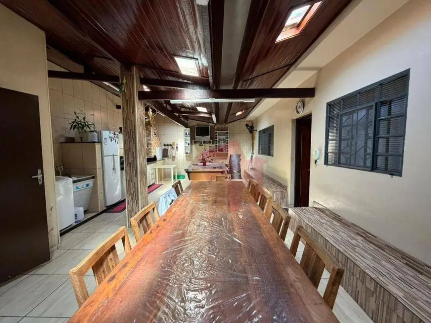 Casa com 3 quartos à venda e para alugar, 330m2 em Jardim Paulistano, Americana - SP - imagem 4 Foto 4 de Casa com 3 quartos à venda e para alugar, 330m2 em Jardim Paulistano, Americana - SP