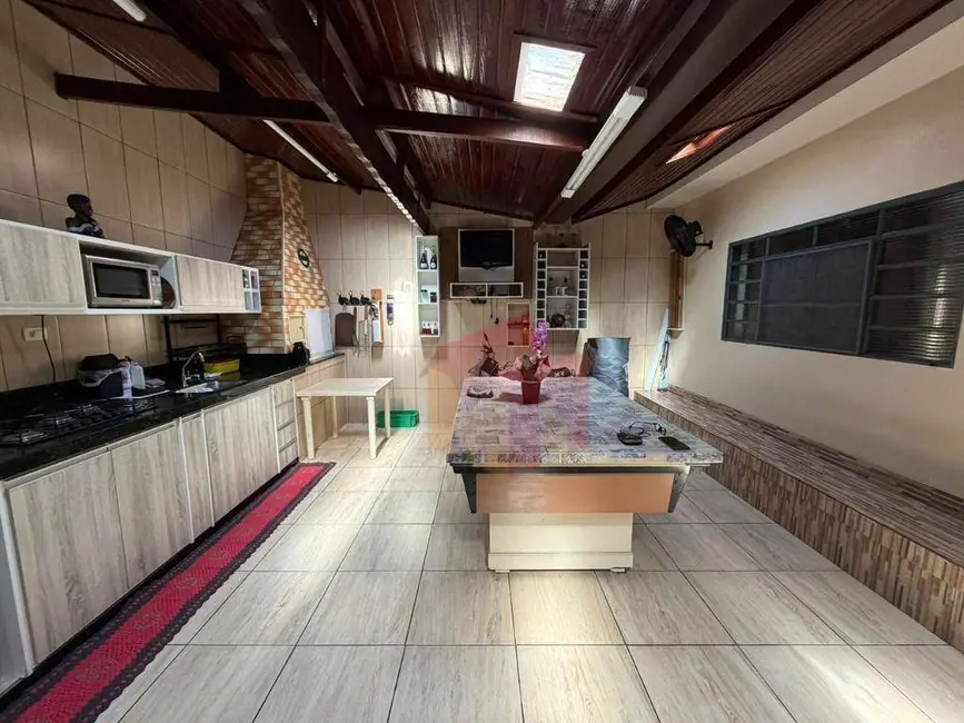 Casa com 3 quartos à venda e para alugar, 330m2 em Jardim Paulistano, Americana - SP - imagem 3 Foto 3 de Casa com 3 quartos à venda e para alugar, 330m2 em Jardim Paulistano, Americana - SP