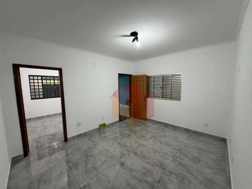 Casa com 3 quartos para alugar, 150m2 em Parque das Nações, Americana - SP - imagem 4 Foto 4 de Casa com 3 quartos para alugar, 150m2 em Parque das Nações, Americana - SP
