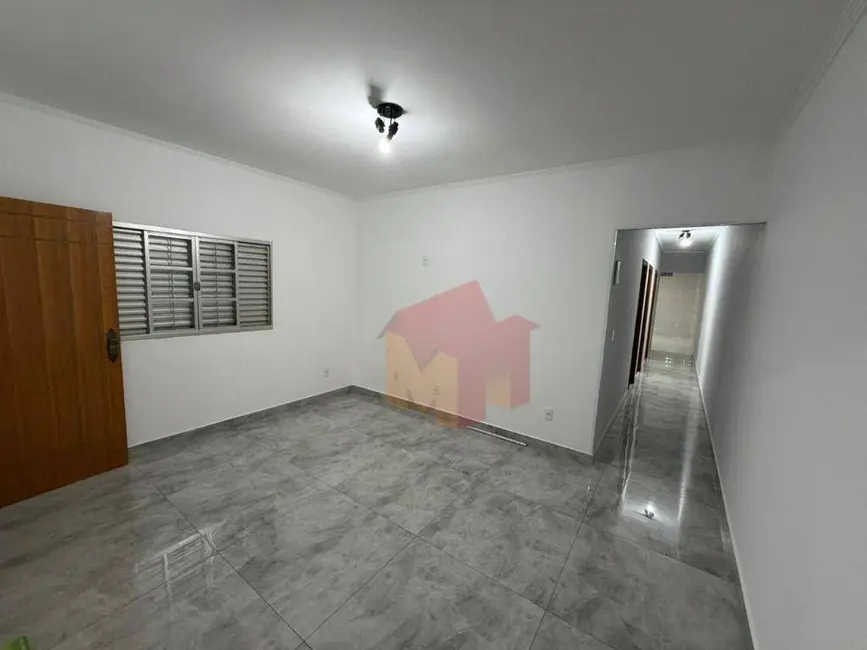 Casa com 3 quartos para alugar, 150m2 em Parque das Nações, Americana - SP - imagem 3 Foto 3 de Casa com 3 quartos para alugar, 150m2 em Parque das Nações, Americana - SP