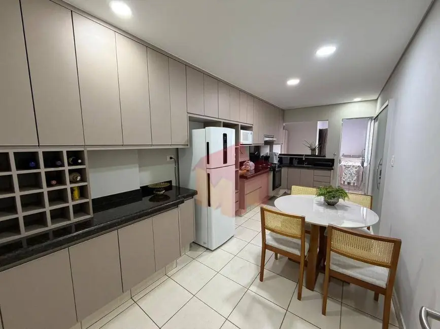 Apartamento com 3 quartos à venda, 108m2 em Jardim São Domingos, Americana - SP - imagem 5 Foto 5 de Apartamento com 3 quartos à venda, 108m2 em Jardim São Domingos, Americana - SP