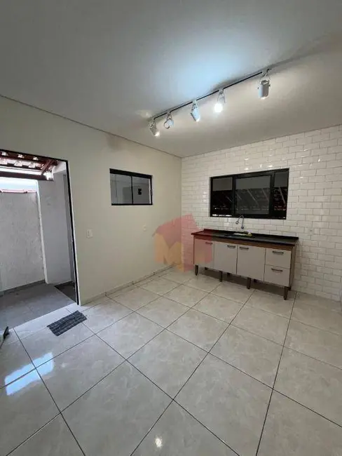 Foto 1 de Casa com 2 quartos à venda, 125m2 em Jardim São Francisco, Nova Odessa - SP