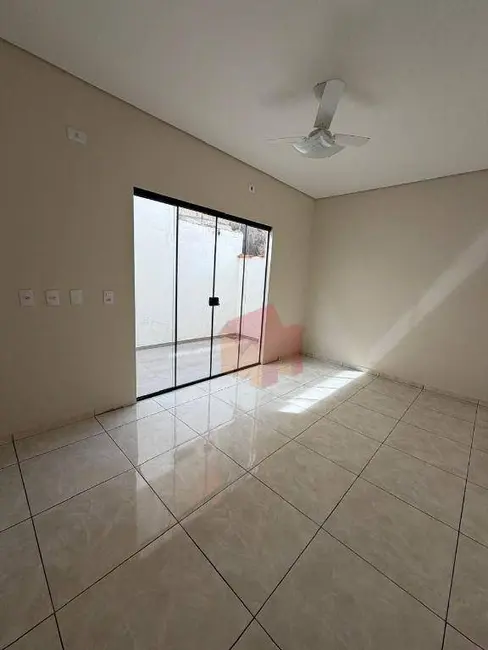Foto 7 de Casa com 2 quartos à venda, 125m2 em Jardim São Francisco, Nova Odessa - SP