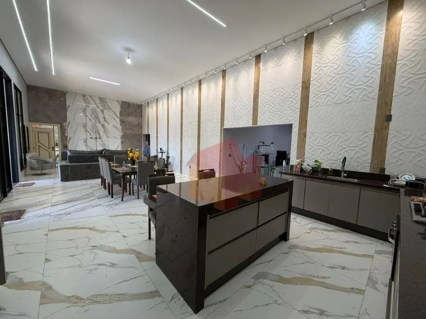 Chácara com 3 quartos à venda, 1000m2 em Jardim Lagoa Nova, Limeira - SP - imagem 7 Foto 7 de Chácara com 3 quartos à venda, 1000m2 em Jardim Lagoa Nova, Limeira - SP