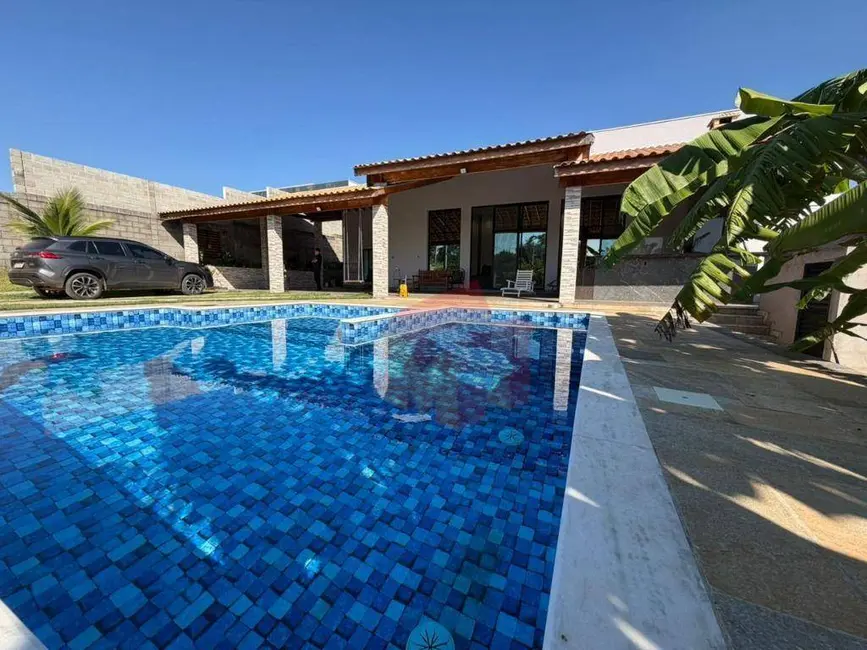 Chácara com 3 quartos à venda, 1000m2 em Jardim Lagoa Nova, Limeira - SP - imagem 1 Foto 1 de Chácara com 3 quartos à venda, 1000m2 em Jardim Lagoa Nova, Limeira - SP