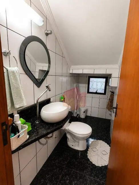 Foto 8 de Sobrado com 3 quartos à venda, 189m2 em Vila Mariana, Americana - SP