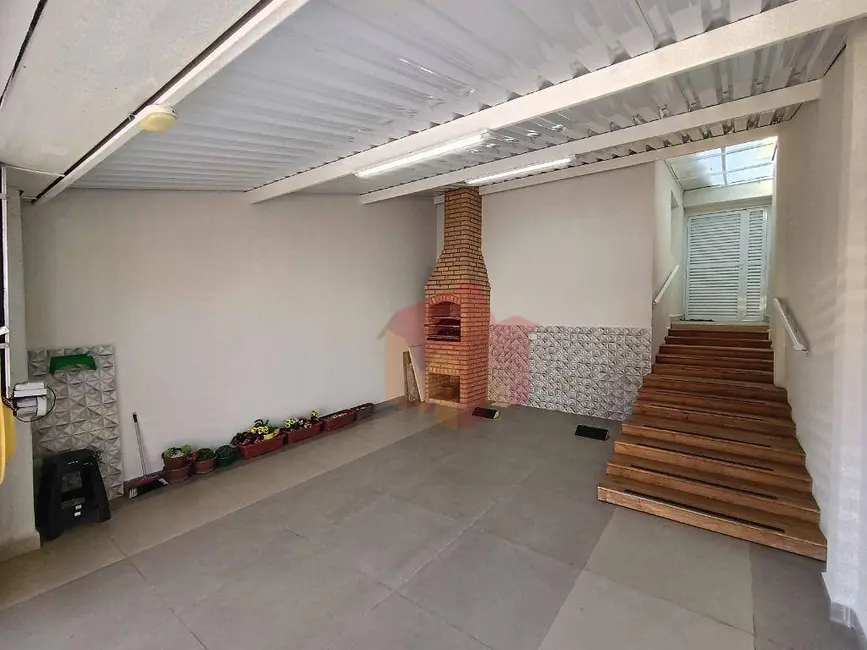 Foto 2 de Casa com 2 quartos à venda, 125m2 em Vila Massucheto, Americana - SP