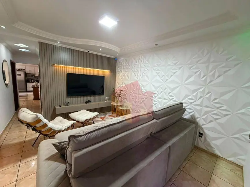 Foto 1 de Casa com 3 quartos à venda, 160m2 em Jardim Capuava, Nova Odessa - SP