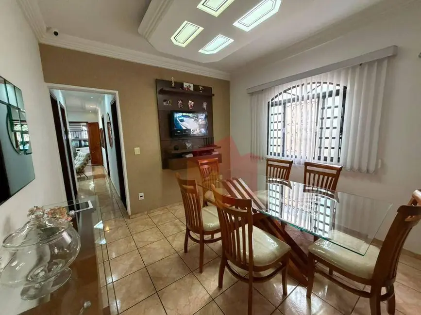 Foto 7 de Casa com 3 quartos à venda, 160m2 em Jardim Capuava, Nova Odessa - SP
