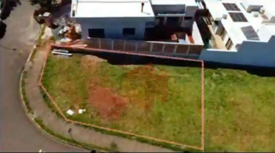 Foto 1 de Terreno / Lote à venda, 341m2 em Vila Cordenonsi, Americana - SP