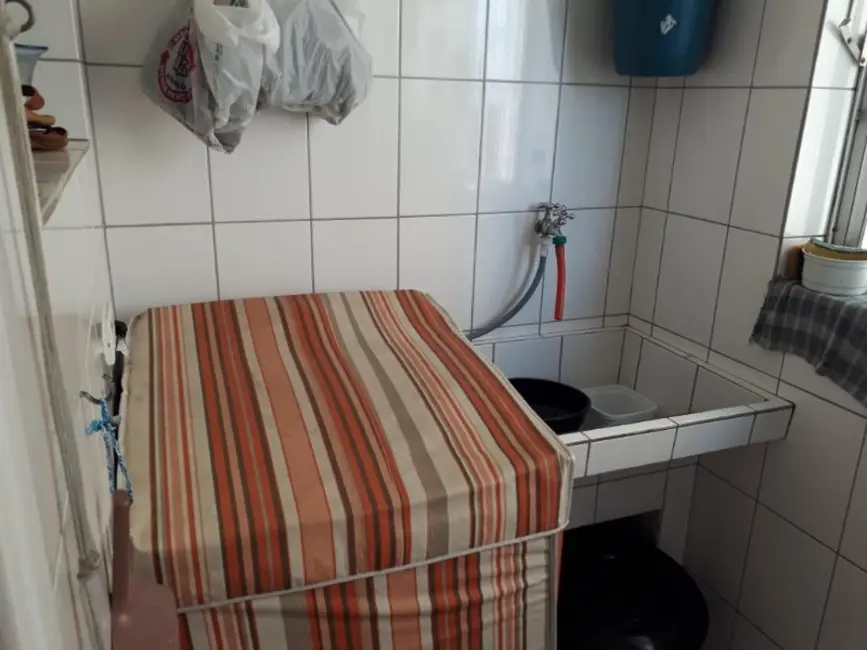 Foto 3 de Apartamento com 2 quartos à venda, 65m2 em Chácara Agrindus, Taboao Da Serra - SP