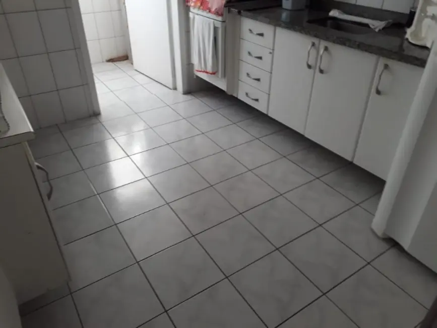 Foto 4 de Apartamento com 2 quartos à venda, 65m2 em Chácara Agrindus, Taboao Da Serra - SP