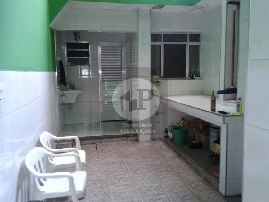 Foto 3 de Casa com 4 quartos à venda em Jardim Wanda, Taboao Da Serra - SP